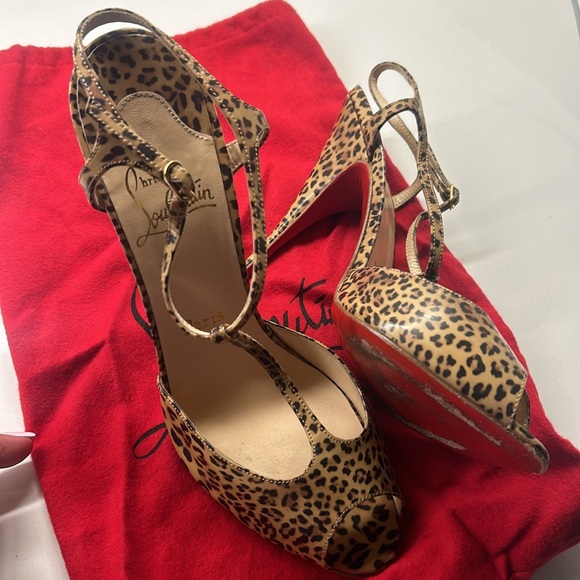 Cheetah Peep-toe Louboutin - Picture 7 of 8
